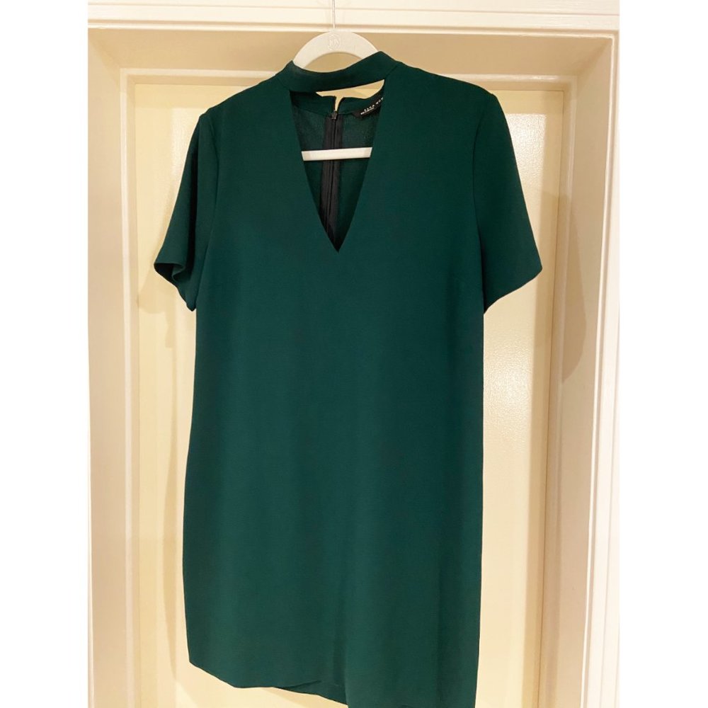 Zara Shift Dress with Neck Cutout in Dark Forest Green